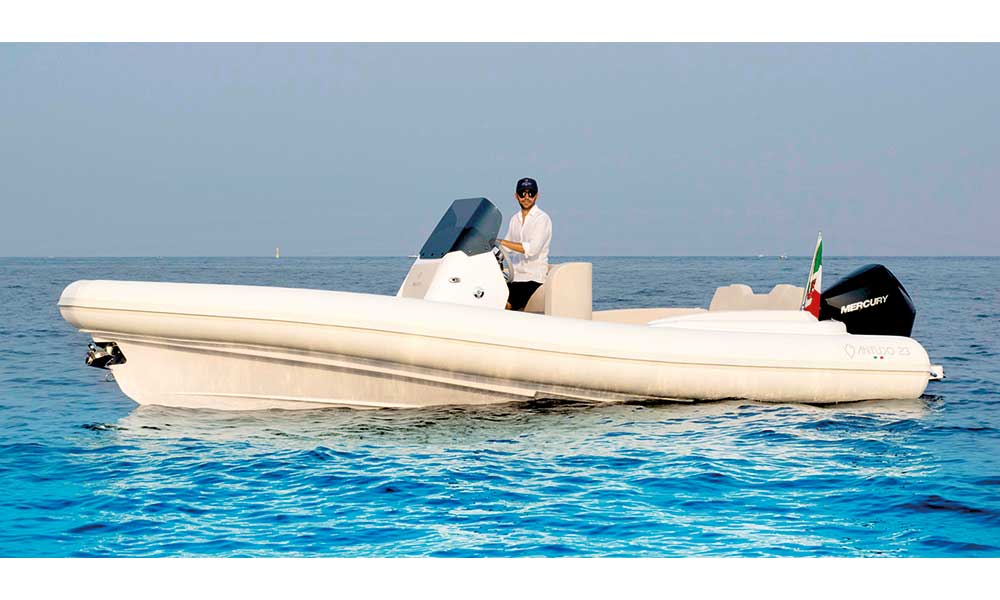 Luxury-Boat-Antudo-Marine-foto-navigazione-2
