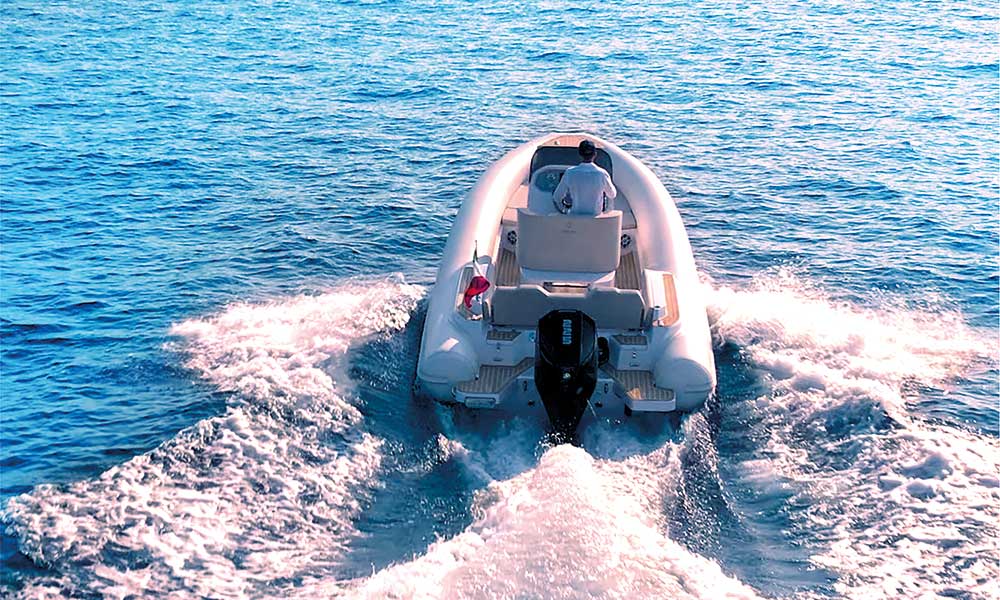 Luxury-Boat-Antudo-Marine-foto-navigazione-3